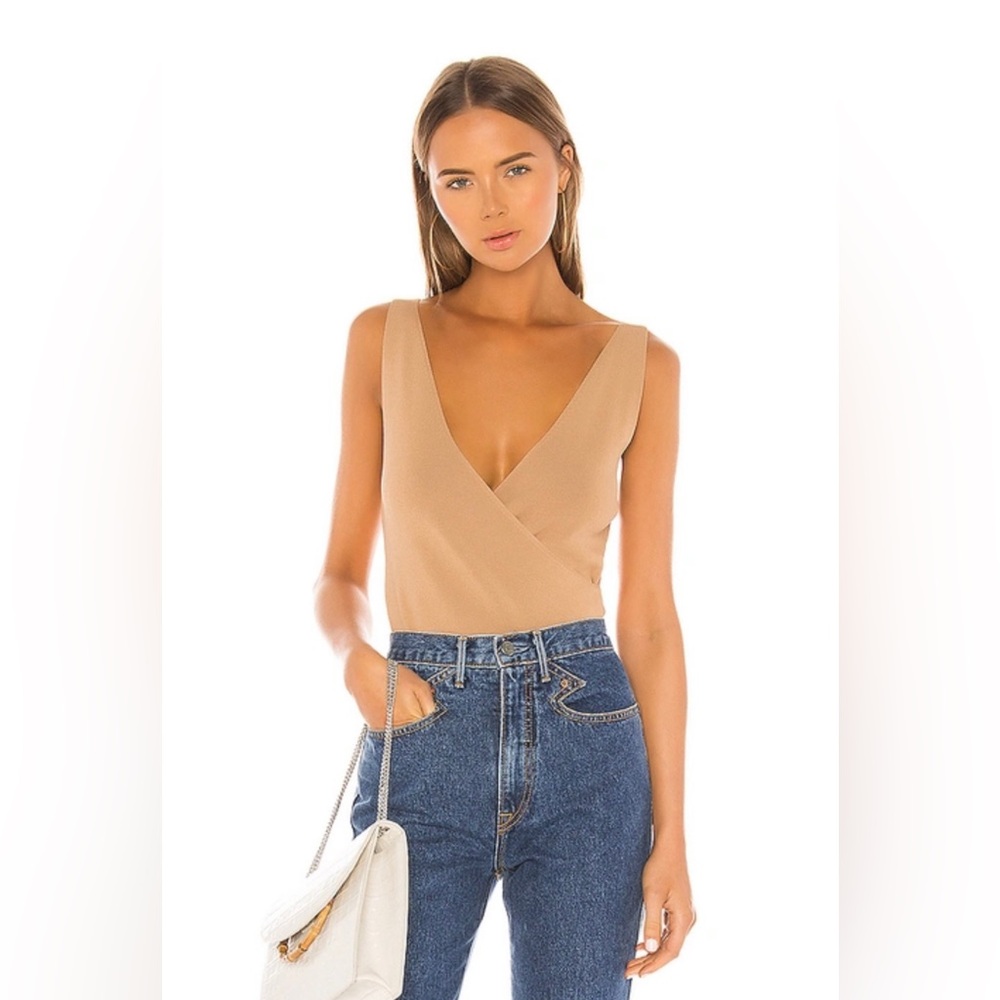 Privacy Please Sure Thing Top in Camel Size Small